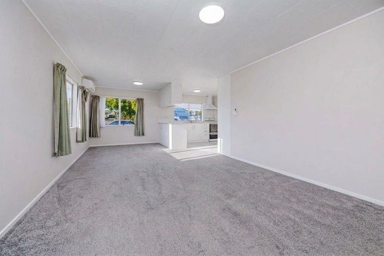 Photo of property in 95 Sykes Road, Weymouth, Auckland, 2103