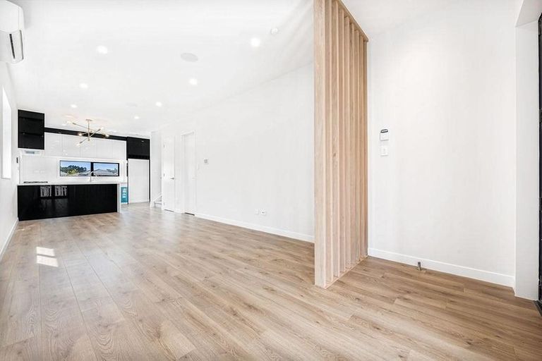 Photo of property in 16 Laquinta Place, Flat Bush, Auckland, 2019