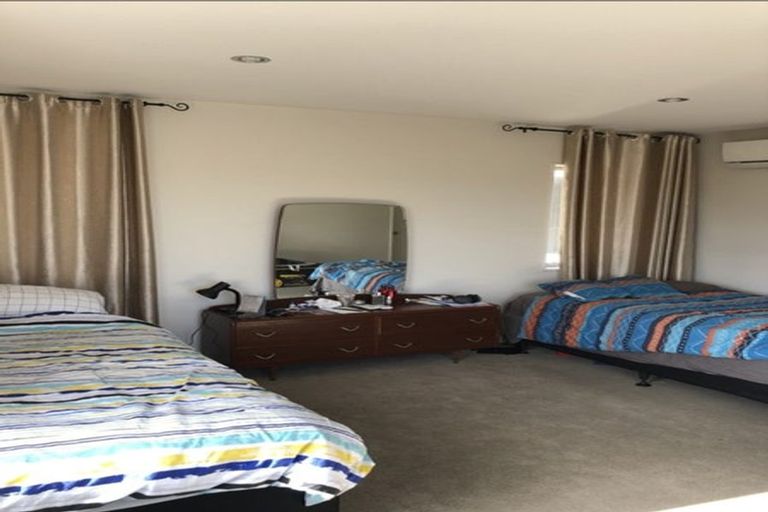 Photo of property in 41 Nimstedt Avenue, Oteha, Auckland, 0632