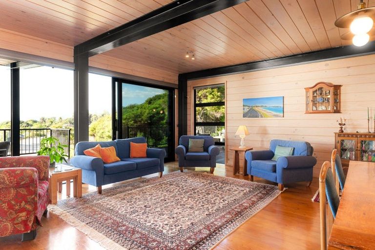 Photo of property in 8 Ngarimu Heights Row, Ngarimu Bay, Thames, 3575