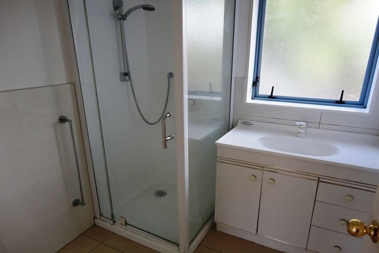 Photo of property in 710a Pakuranga Road, Howick, Auckland, 2010