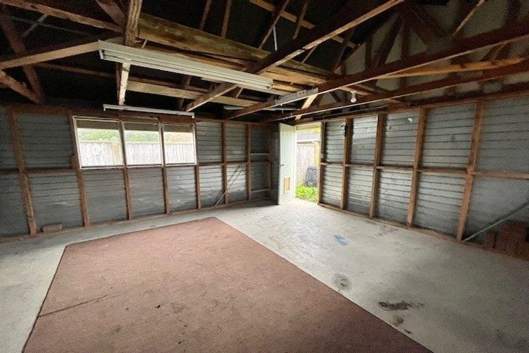 Photo of property in 12 Rumgay Street, Fairfield, Lower Hutt, 5011