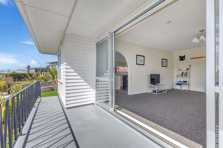 Photo of property in 193 Omata Road, Blagdon, New Plymouth, 4310