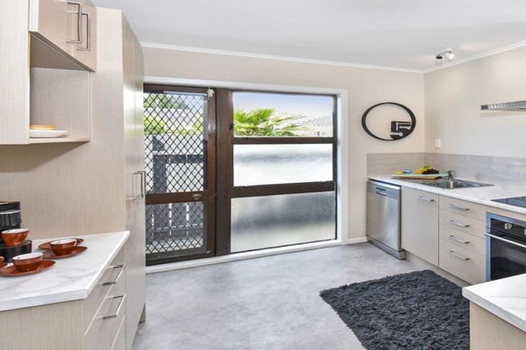 Photo of property in 1/59 Huia Road, Papatoetoe, Auckland, 2025