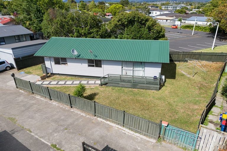 Photo of property in 1/164 Universal Drive, Henderson, Auckland, 0610