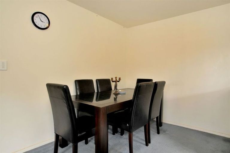 Photo of property in 33a Bronzewing Terrace, Unsworth Heights, Auckland, 0632