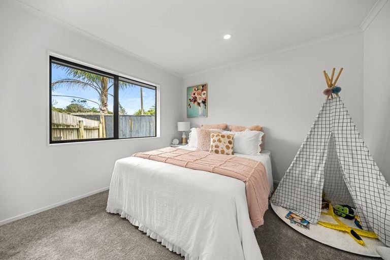 Photo of property in 3 Samuel Cross Place, Greenhithe, Auckland, 0632