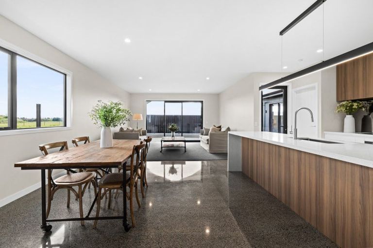 Photo of property in 22 Beecroft Drive, Havelock North, 4130