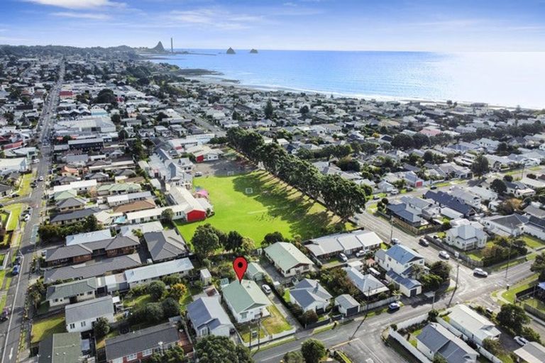 Photo of property in 62 Record Street, Fitzroy, New Plymouth, 4312