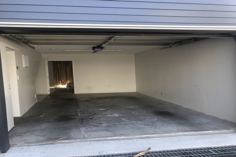 Photo of property in 51 Patons Road, Howick, Auckland, 2014