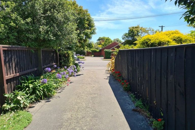 Photo of property in 1/5 Merrin Street, Avonhead, Christchurch, 8042