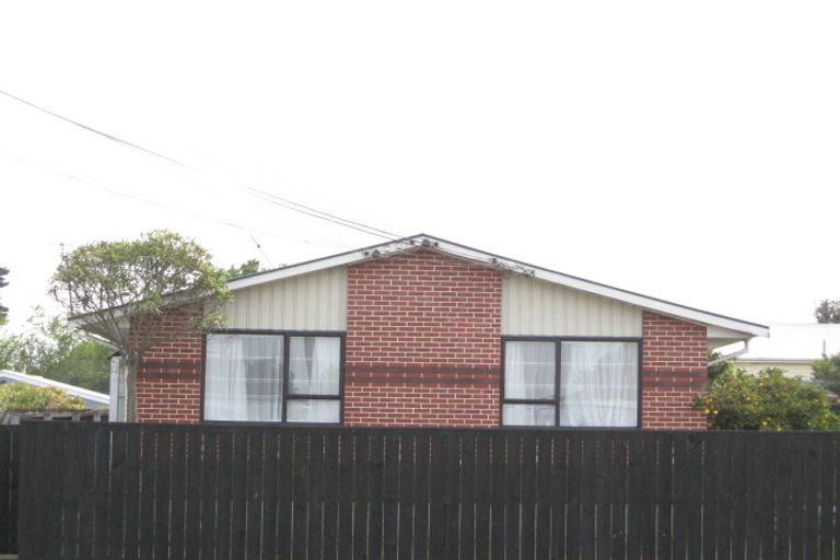 Photo of property in 132b Shortland Street, Aranui, Christchurch, 8061