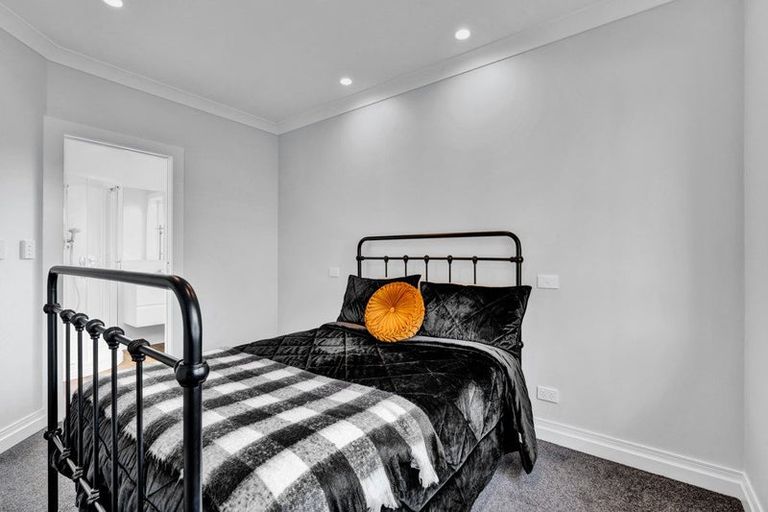 Photo of property in 20a Maple Crescent, Whalers Gate, New Plymouth, 4310