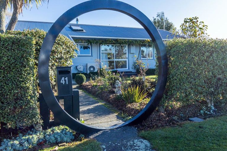 Photo of property in 41 Campbell Street, Geraldine, 7930