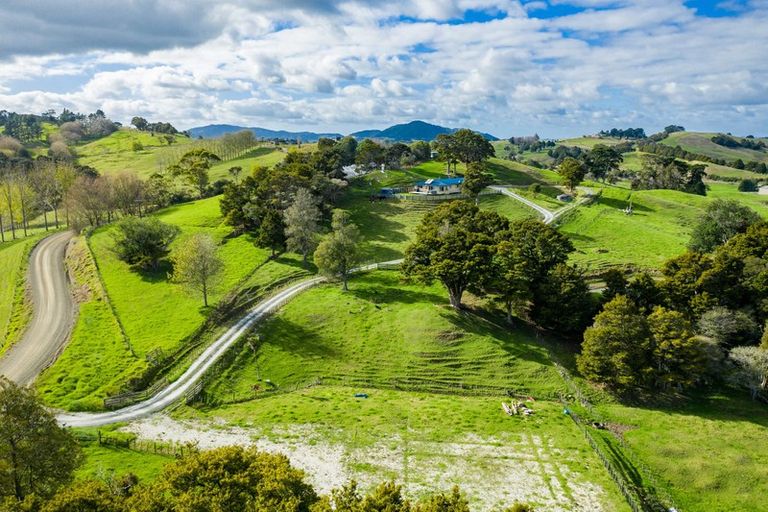 Photo of property in 251 Griffin Road, Maungaturoto, 0583