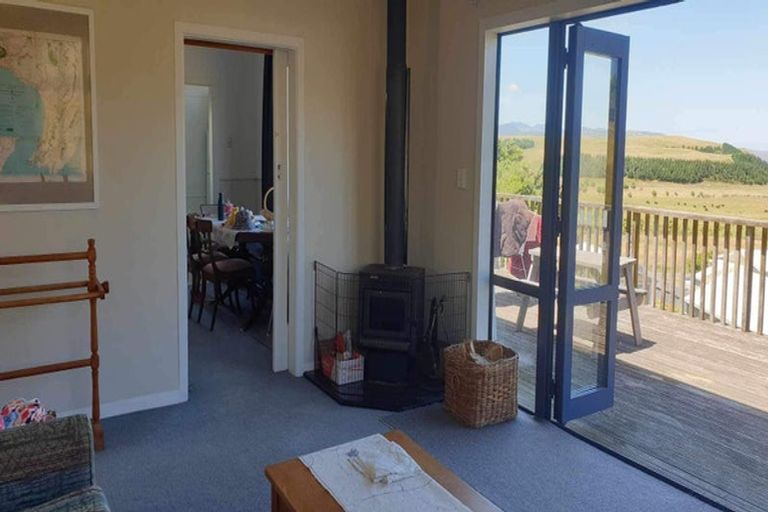Photo of property in 346 Cape Palliser Road, Whangaimoana, Featherston, 5772