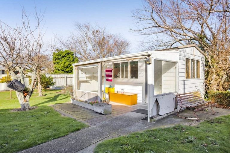 Photo of property in 52a Dixon Avenue, Hawera, 4610