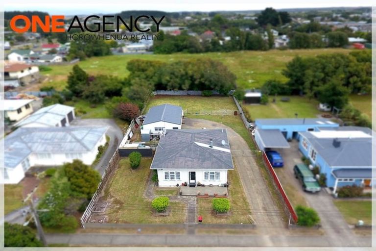 Photo of property in 30 Coley Street, Foxton, 4814