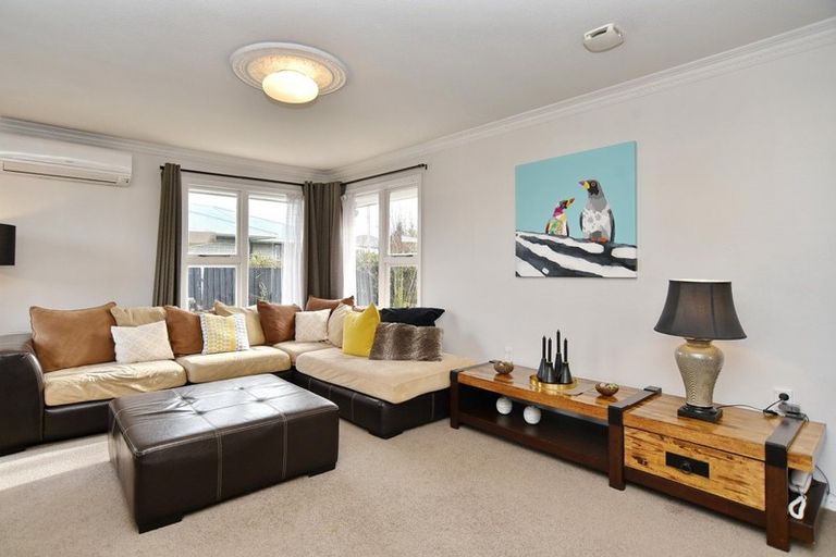 Photo of property in 321 Lake Terrace Road, Shirley, Christchurch, 8061