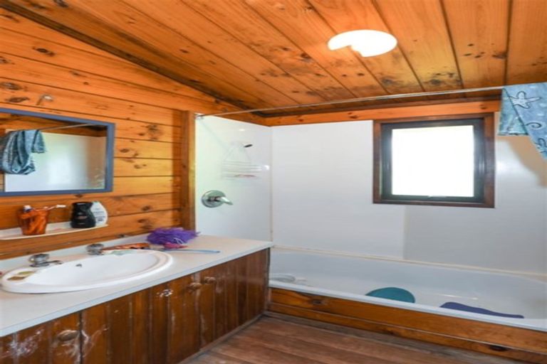 Photo of property in 1 Graham Place, Huntly, 3700