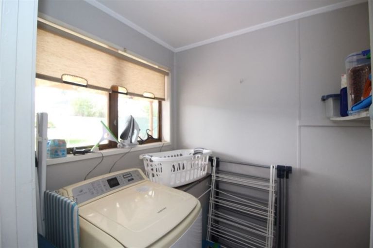 Photo of property in 13 Thompson Street, Tokoroa, 3420