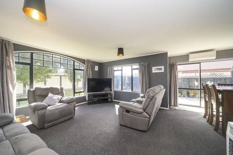 Photo of property in 87 Parnell Heights, Kelvin Grove, Palmerston North, 4414