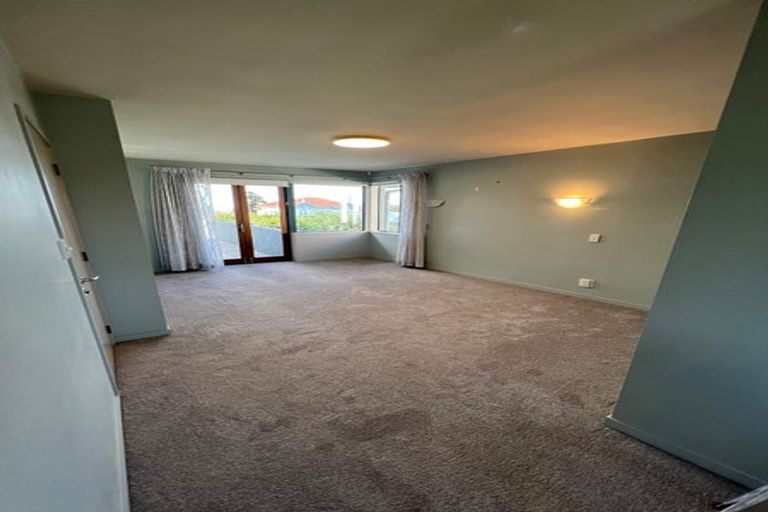 Photo of property in 190 Hurstmere Road, Takapuna, Auckland, 0622