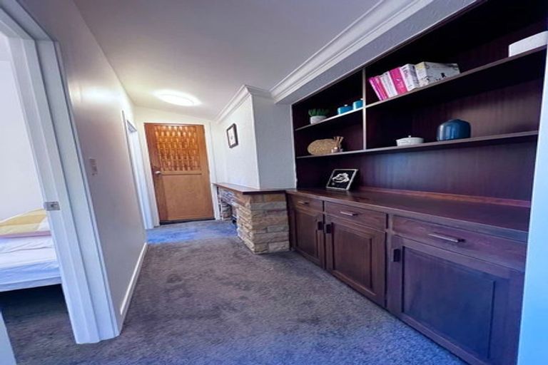 Photo of property in 24 Tawa Road, Onehunga, Auckland, 1061