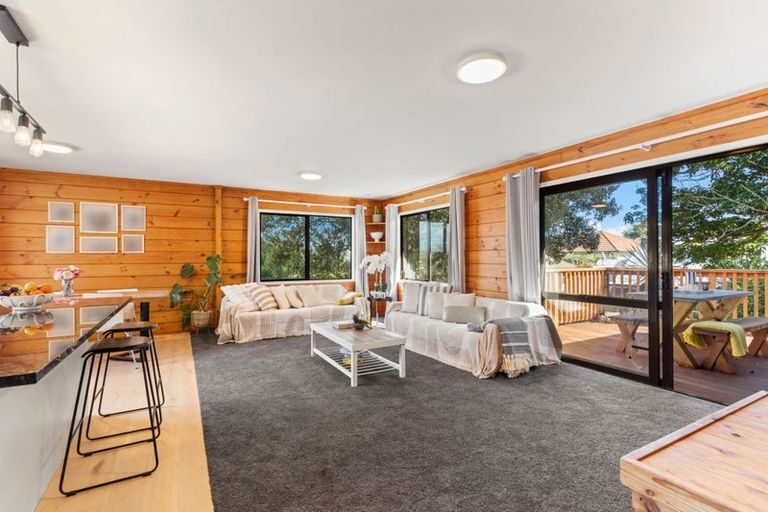 Photo of property in 18a Ridge Road, Howick, Auckland, 2014