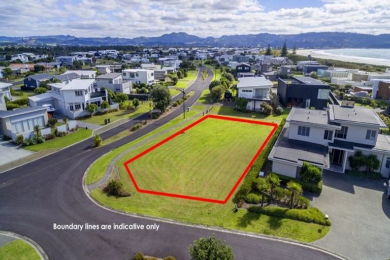 Photo of property in 1 Paua Lane, Omaha, 0986