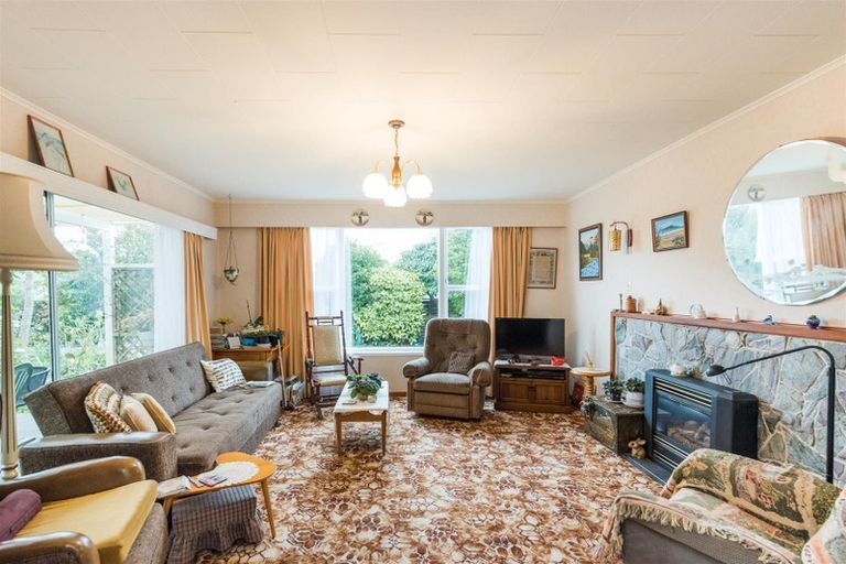 Photo of property in 6 Dalrymple Place, Marton, 4710