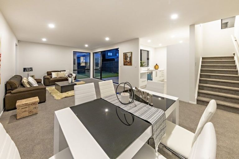 Photo of property in 22 Courage Road, Papakura, 2110