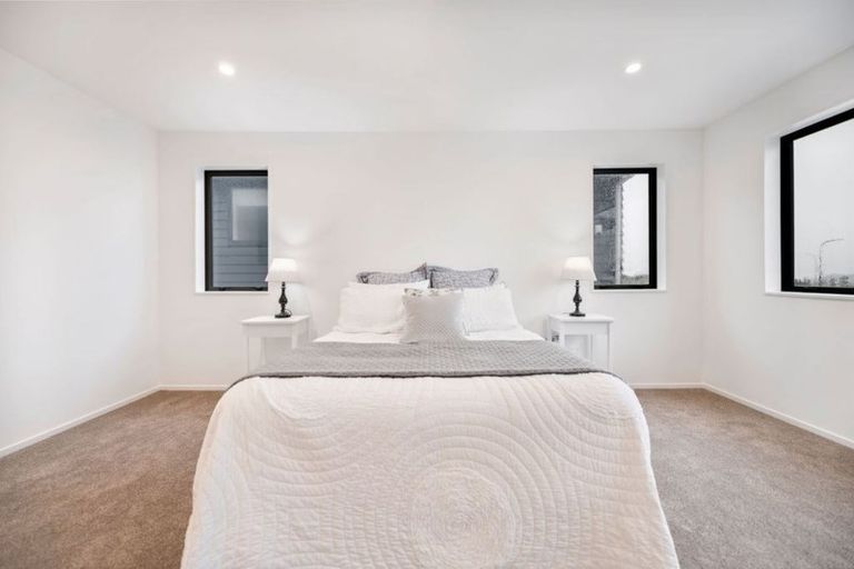 Photo of property in 17 Hakinakina Drive, Flat Bush, Auckland, 2019