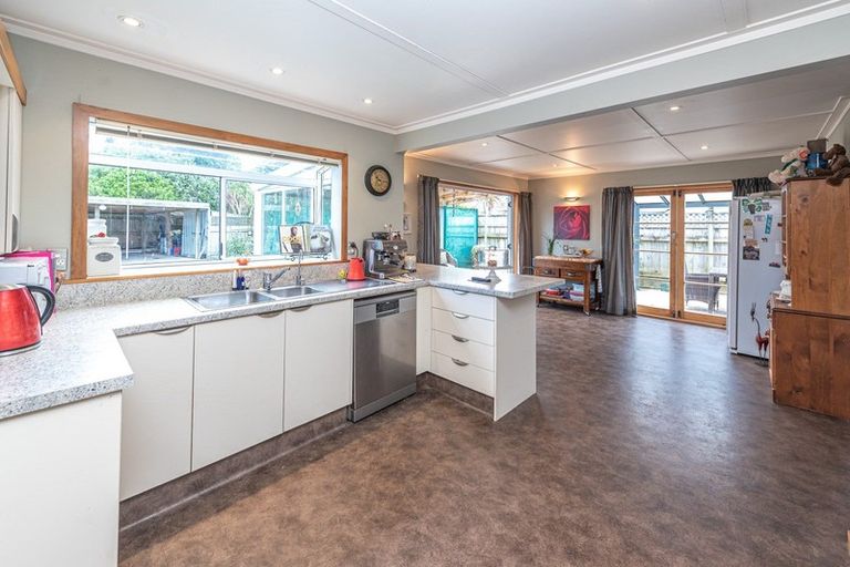 Photo of property in 16 Spurdle Street, Springvale, Whanganui, 4501