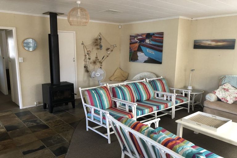 Photo of property in 11 Tutuki Walk, Ruakaka, 0116