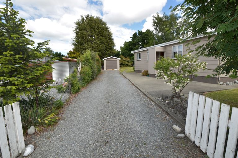 Photo of property in 43 Tekapo Drive, Twizel, 7901