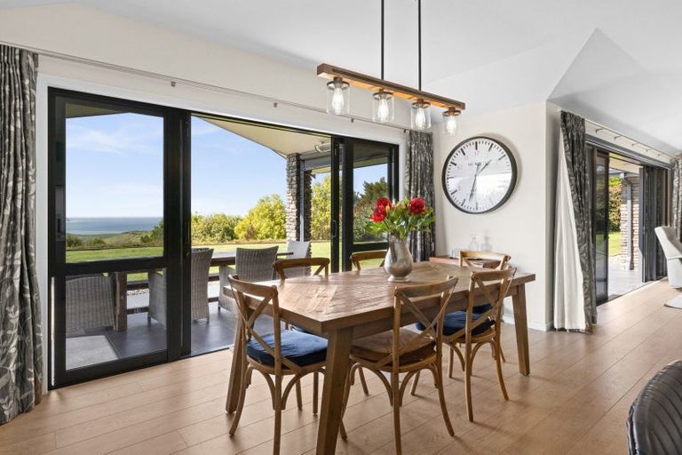 Photo of property in 64 Waipuka Road, Waimarama, Havelock North, 4294