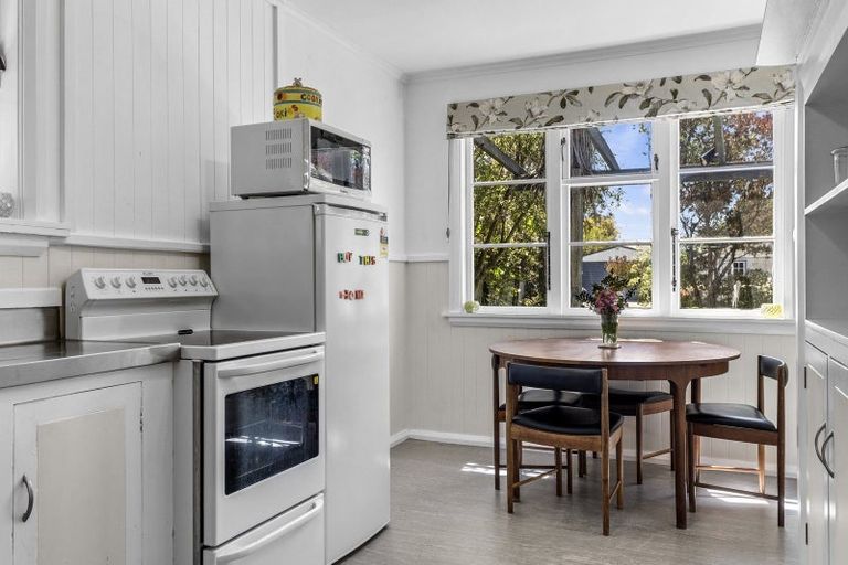 Photo of property in 22 Douglas Road, Amberley, 7410