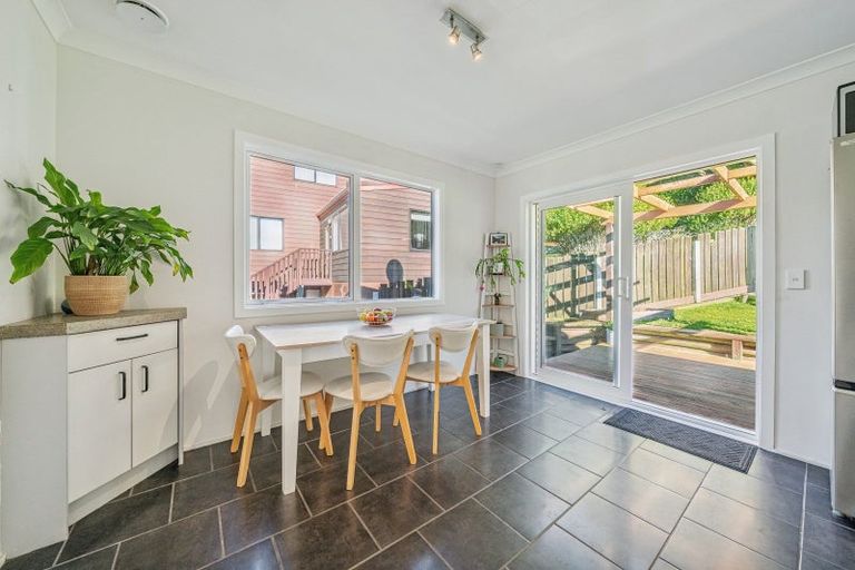 Photo of property in 38 Postgate Drive, Whitby, Porirua, 5024