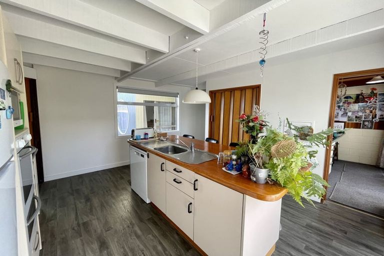 Photo of property in 172 Rolleston Street, Hokitika, 7810