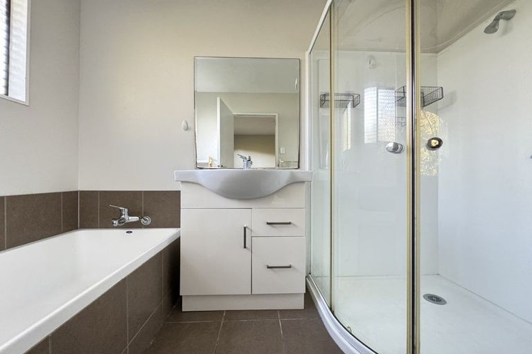 Photo of property in 12 Indira Place, Khandallah, Wellington, 6035