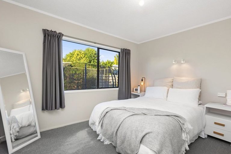 Photo of property in 20a Huia Avenue, Forest Lake, Hamilton, 3200