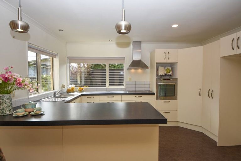 Photo of property in 242a High Street North, Carterton, 5713