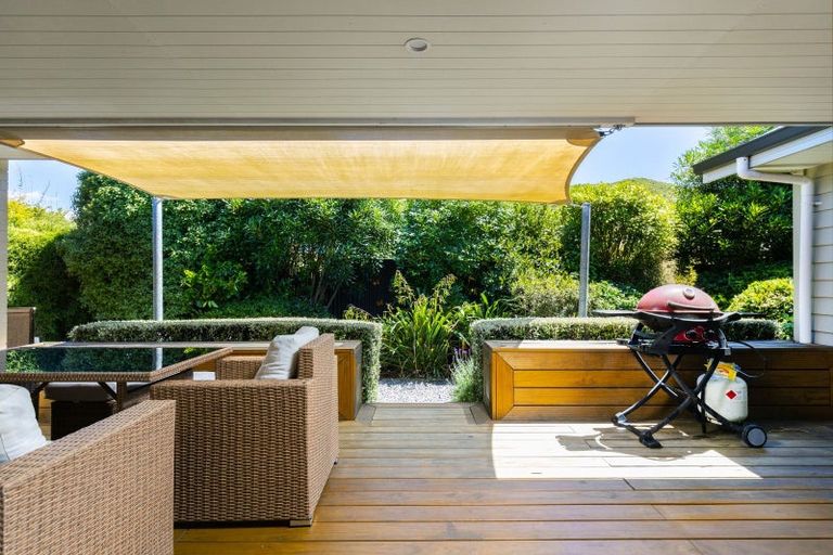 Photo of property in 6a Huia Street, Waikawa, Picton, 7220