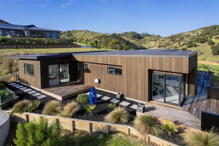 Photo of property in 7 Rihi Paea Rise, Ngunguru, 0173