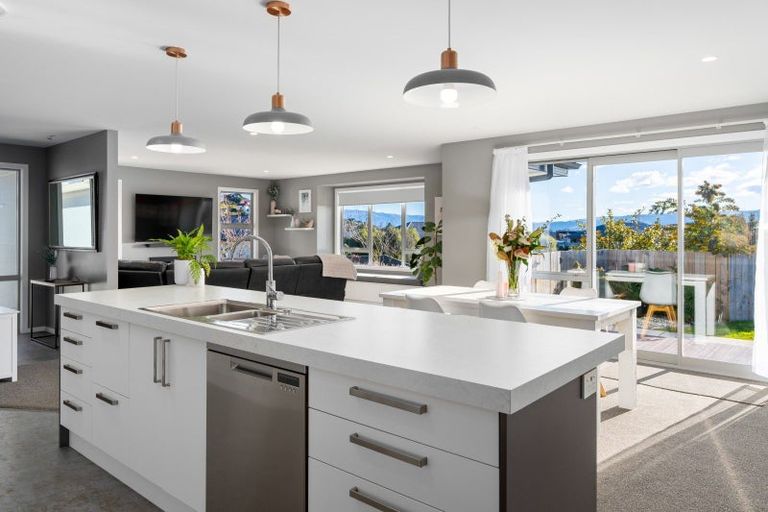 Photo of property in 27 Heathfield Drive, Mosgiel, 9024