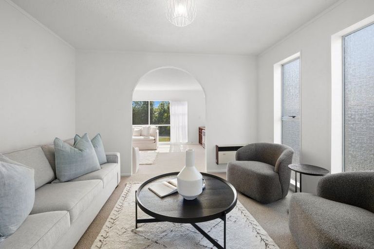 Photo of property in 3b Hunter Place, Merrilands, New Plymouth, 4312