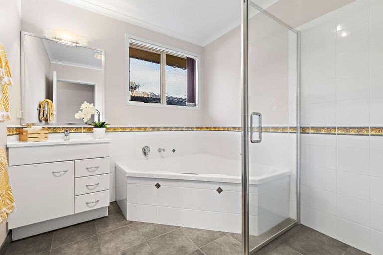 Photo of property in 31 Sarah Place, Papamoa Beach, Papamoa, 3118