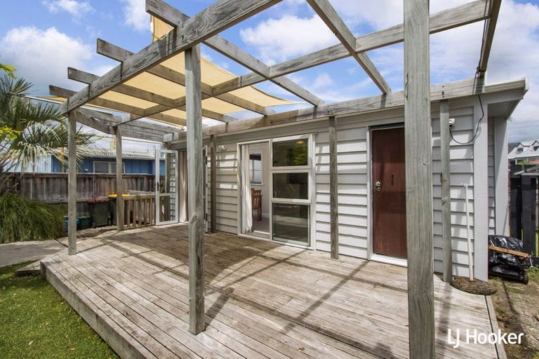 Photo of property in 10 Fyfe Road, Waihi Beach, 3611