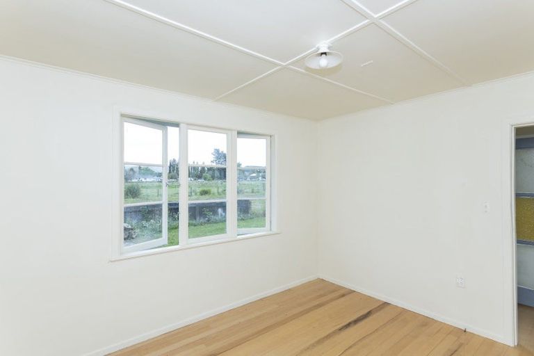 Photo of property in 12 Hetata Street, Whatatutu, Te Karaka, 4094